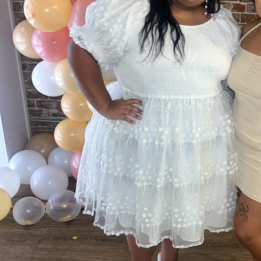 Plus size white floral dress from JessaKae - Picture 4 of 5